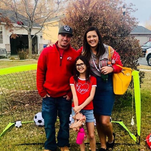 Meet your Posher, Alisha - Picture 1 of 1